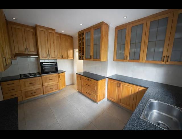 4 BEDROOM HOUSE FOR SALE IN EPWORTH